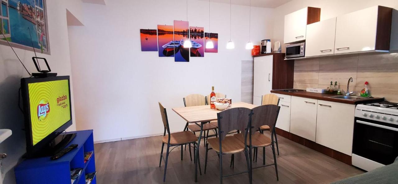 צלינה Apartments Kk מראה חיצוני תמונה